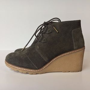 Toms Olive Green Lace Up Wedge Booties